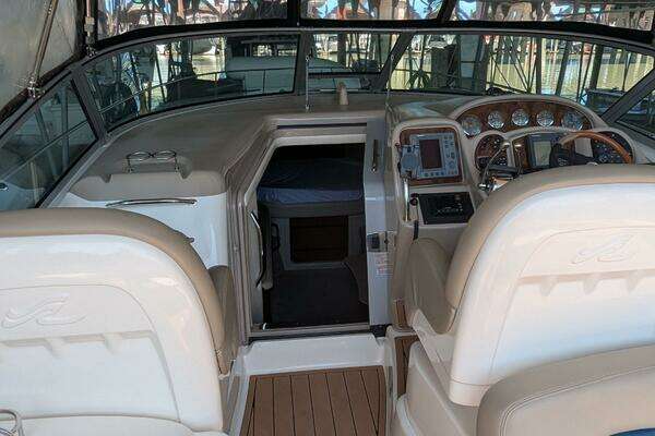 Photo of the 2004 Sea Ray 340 Sundancer