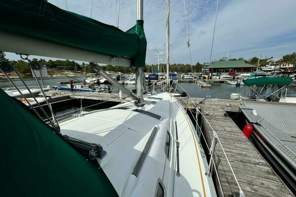 Orion 32ft Beneteau Yacht For Sale