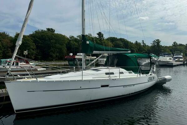 Orion 32ft Beneteau Yacht For Sale