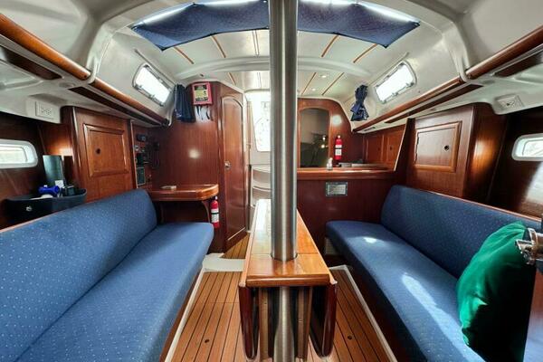 Orion 32ft Beneteau Yacht For Sale