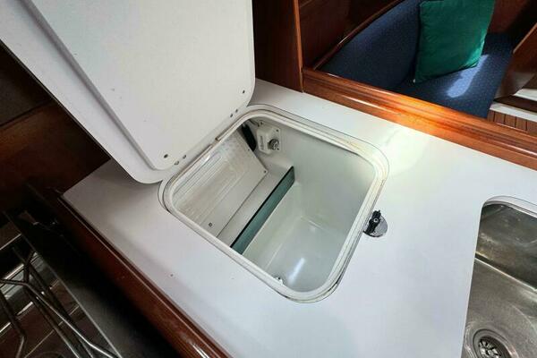 Orion 32ft Beneteau Yacht For Sale