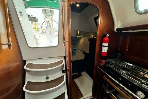 Orion 32ft Beneteau Yacht For Sale