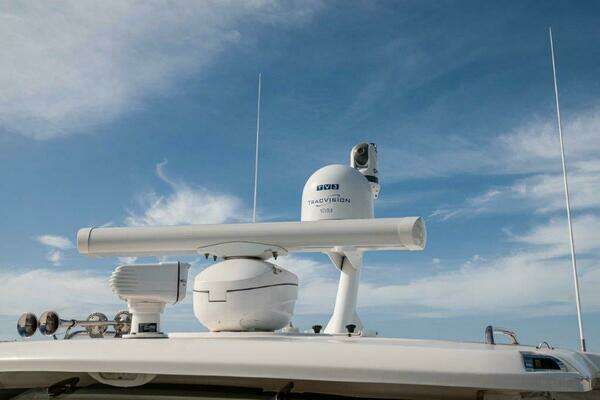 2018 Boston Whaler 42