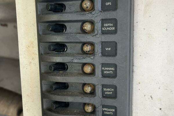 Photo of the 1985 Ellis Lobster "No Frills"