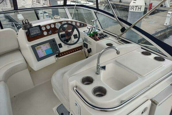 Silverton  Yacht For Sale