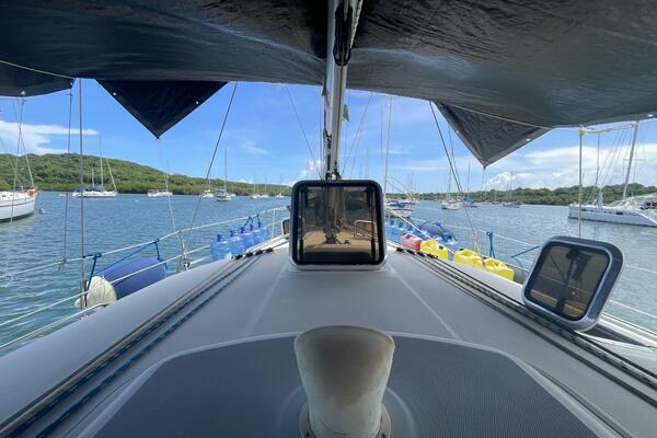 Role 44ft Hunter Yacht For Sale