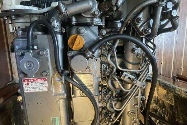 Role 44ft Hunter Yacht For Sale