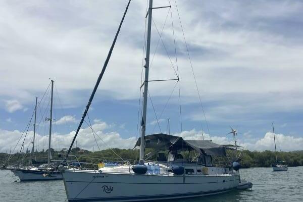 Role 44ft Hunter Yacht For Sale