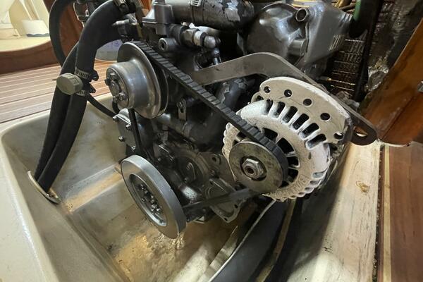 Role 44ft Hunter Yacht For Sale