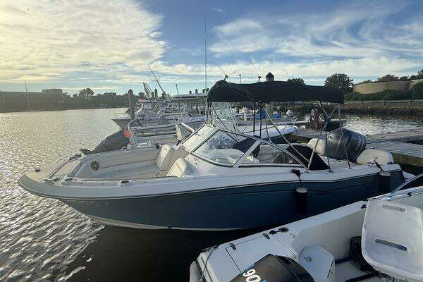 21-ft-Grady-White-2019-215 Freedom- Greenwich Connecticut United States  yacht for sale