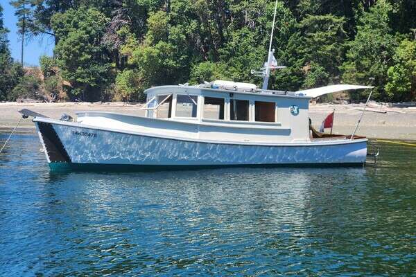 27-ft-Other-1974-- Victoria  Canada  yacht for sale
