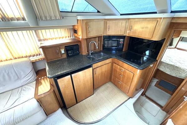 Michelle Rene 39ft Carver Yacht For Sale