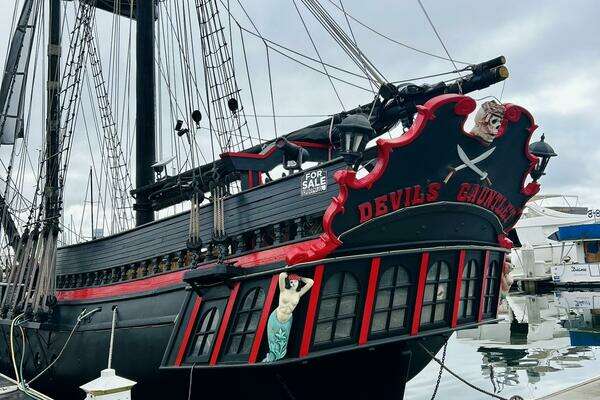 Photo of the 1977 Custom 80 Brigantine "Devil's Gauntlet"