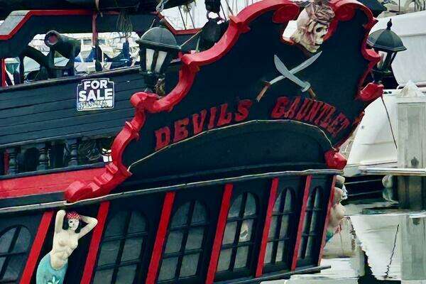 Photo of the 1977 Custom 80 Brigantine "Devil's Gauntlet"