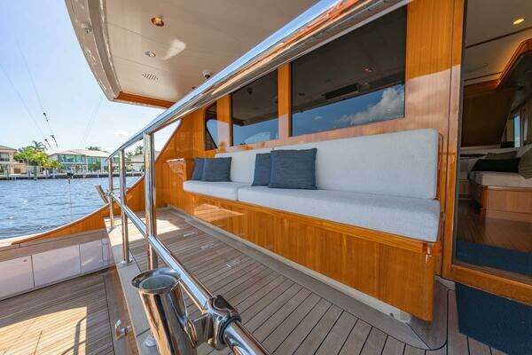 Photo of the 1984 Feadship Gentleman's Yachtfish "CATCH"