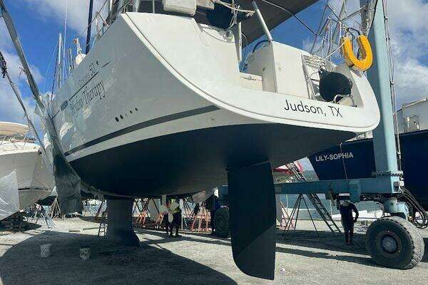 Photo of the 2013 Beneteau Oceanis "HYDRO THERAPY"