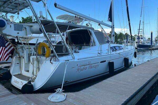 Photo of the 2013 Beneteau Oceanis "HYDRO THERAPY"