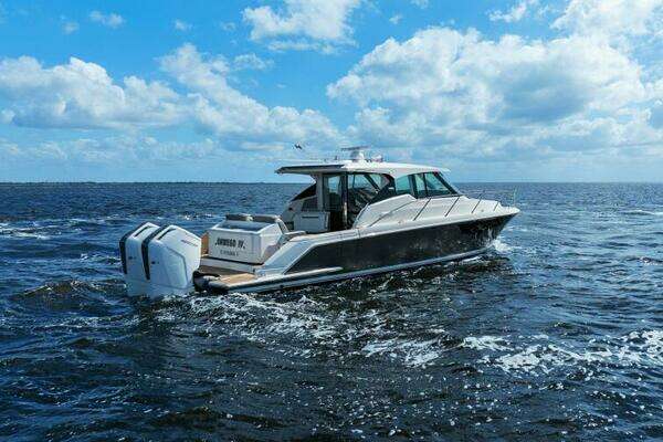 43-ft-Tiara Yachts-2022-43 LE- St. Petersburg Florida United States  yacht for sale