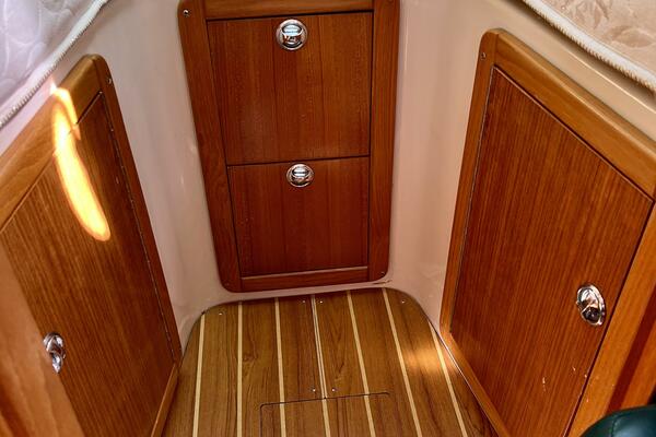 32ft Catalina Yacht For Sale