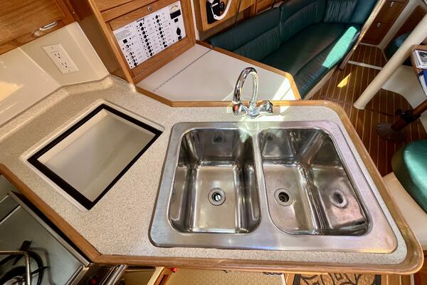 32ft Catalina Yacht For Sale