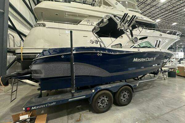 2019 Mastercraft 24