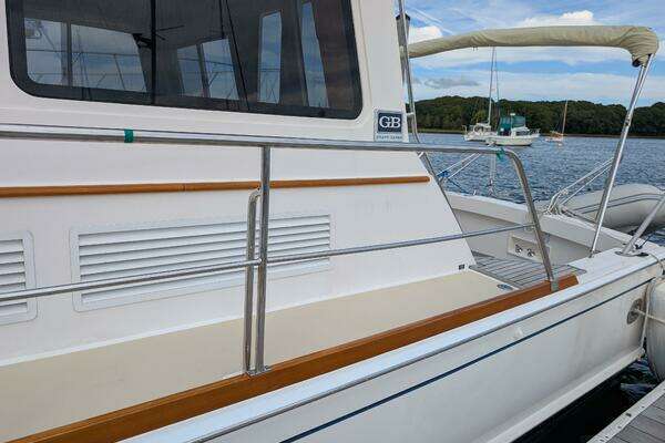 2006 Grand Banks 49