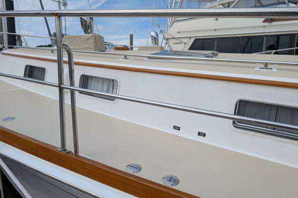 2006 Grand Banks 49