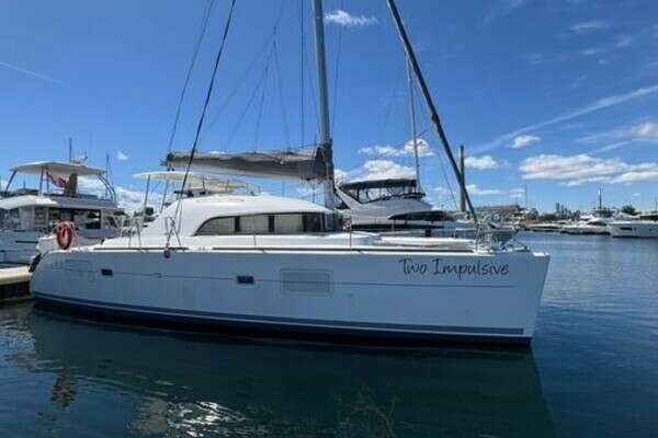 38-ft-Lagoon-2014-380 S2- Toronto Ontario Canada  yacht for sale