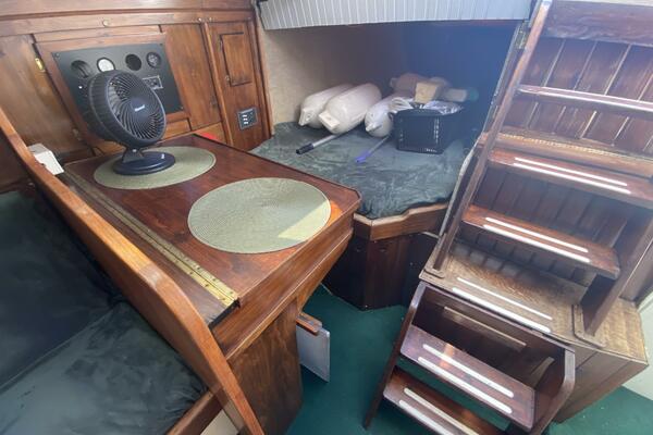 Morning Dove 35ft Hughes Columbia Yacht For Sale