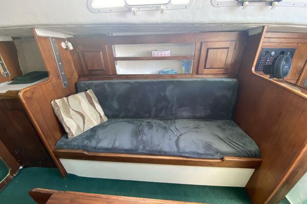 Morning Dove 35ft Hughes Columbia Yacht For Sale