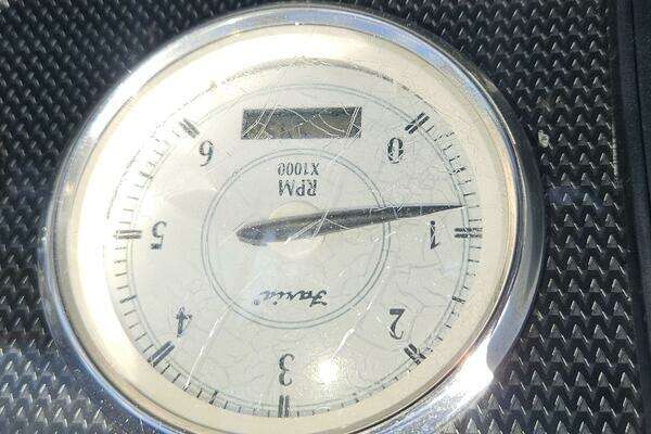 Photo of the 2010 Regal 2700