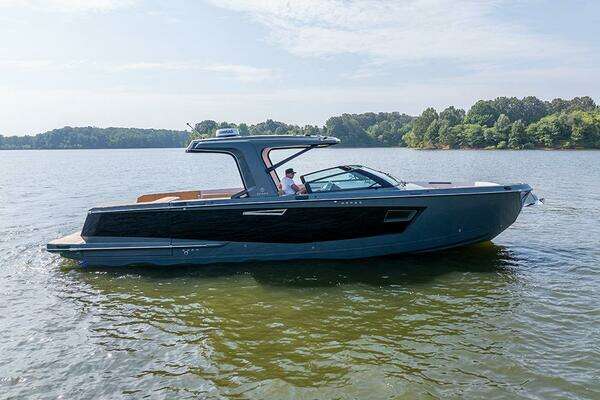 Aviara AV40 Yacht For Sale