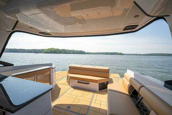 Aviara AV40 Yacht For Sale