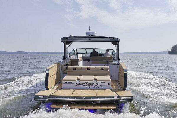 Aviara AV40 Yacht For Sale