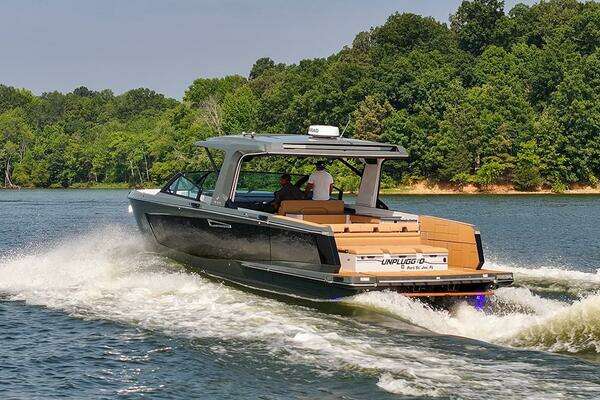 Aviara AV40 Yacht For Sale