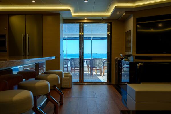 Hideout 65ft Horizon Yacht For Sale