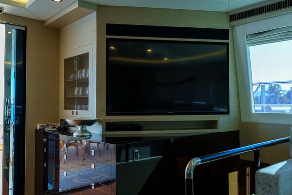 Hideout 65ft Horizon Yacht For Sale