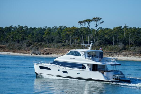 Hideout 65ft Horizon Yacht For Sale