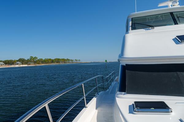 Hideout 65ft Horizon Yacht For Sale