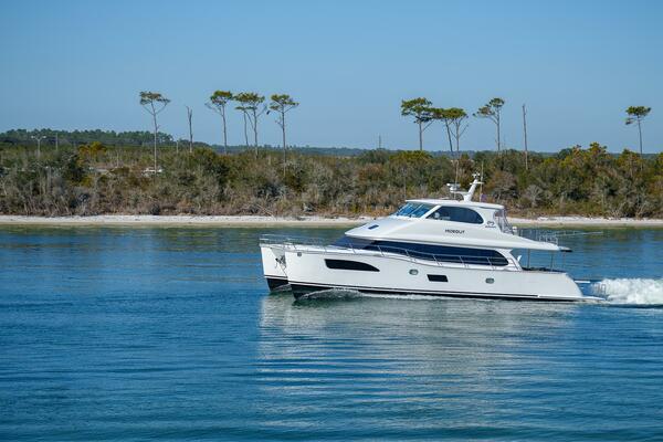Hideout 65ft Horizon Yacht For Sale