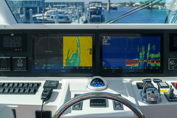 Hideout 65ft Horizon Yacht For Sale