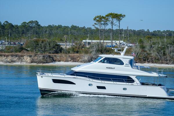 Hideout 65ft Horizon Yacht For Sale