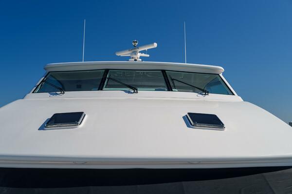 Hideout 65ft Horizon Yacht For Sale