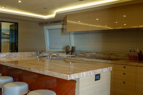 Hideout 65ft Horizon Yacht For Sale