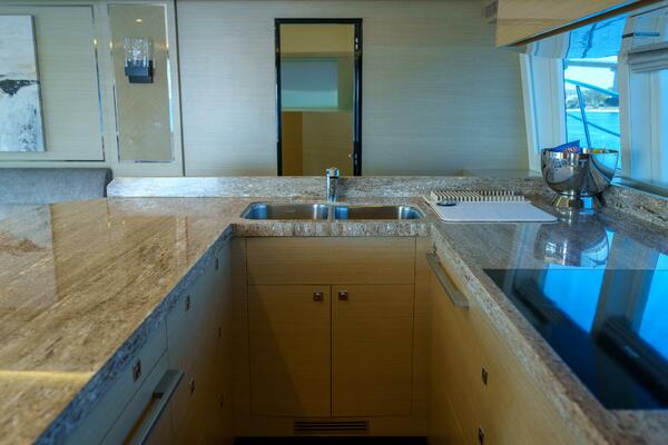 Hideout 65ft Horizon Yacht For Sale