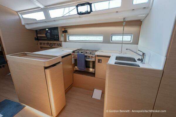 Jeanneau Sun Odyssey 440 Yacht For Sale