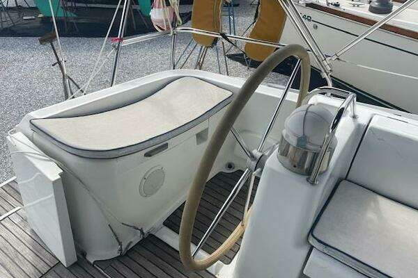 Jeanneau 45.2 Yacht For Sale