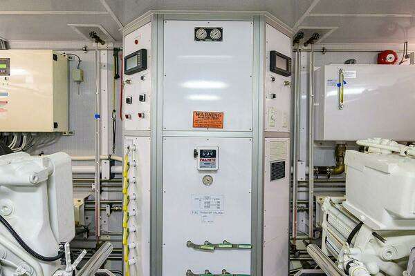 Westport Westport 112 Yacht For Sale