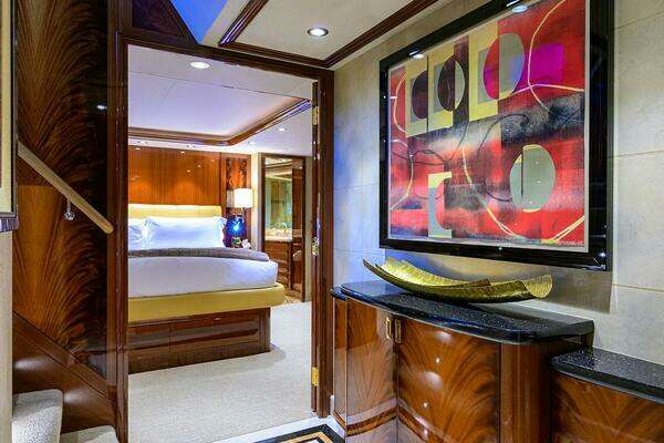 Westport Westport 112 Yacht For Sale