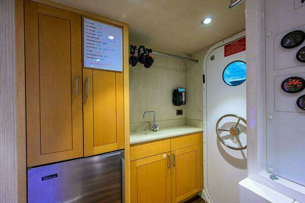 Westport Westport 112 Yacht For Sale